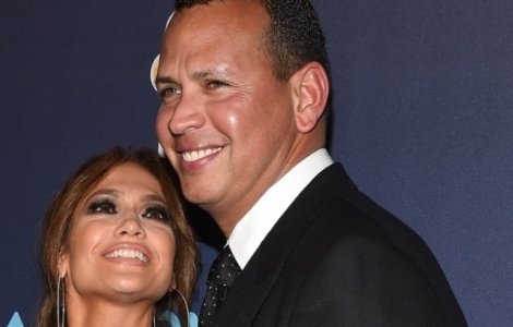  Top  Cuplurile anului 2017: De la impacari neasteptate la noi povesti de dragoste