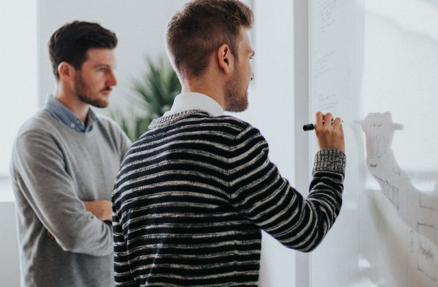 Studiu: Perfectionismul, din ce in ce mai raspandit in randul tinerilor in ultimii 30 de ani