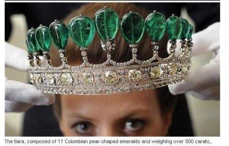 Cat costa cea mai scumpa tiara din lume?