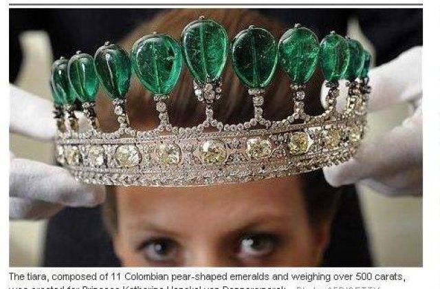 Cat costa cea mai scumpa tiara din lume?