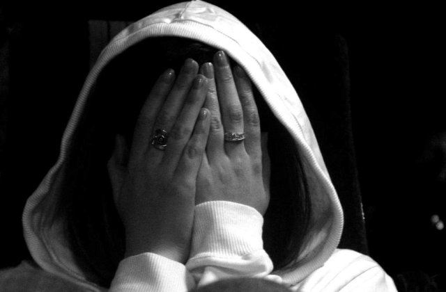 10 modalitati sa depasesti momentele jenante