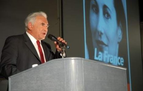 Avocatii lui Strauss-Kahn au multi asi in maneca pentru a-si exonera clientul