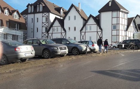 Autoturisme furate sau sparte, la un hotel din Serbia, in timpul vacantei de Revelion. Reactia romanilor pagubiti