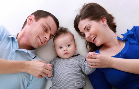  Top  5 moduri practice in care poti sprijini tinerele mame