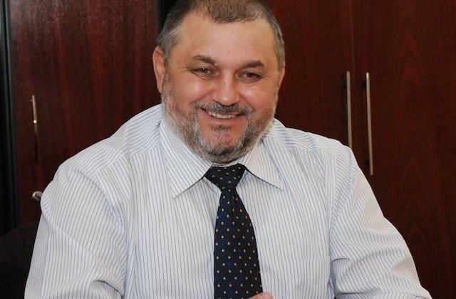 Corneliu Bichinet (PMP): Tinerii sa nu mai critice PSD, ci sa se inscrie in alte partide pentru a da jos PSD