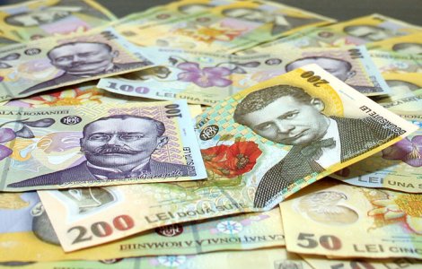 Caras-Severin: Un batran pacalit ca s-au schimbat banii a ramas fara 13.800 lei si zece galbeni