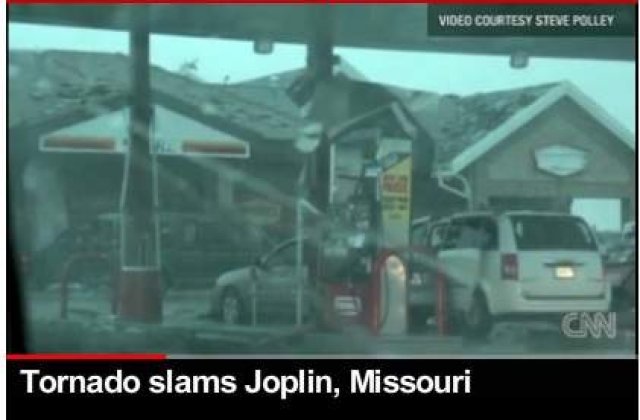 [VIDEO] Un oras american a fost ras de pe fata pamantului de o tornada