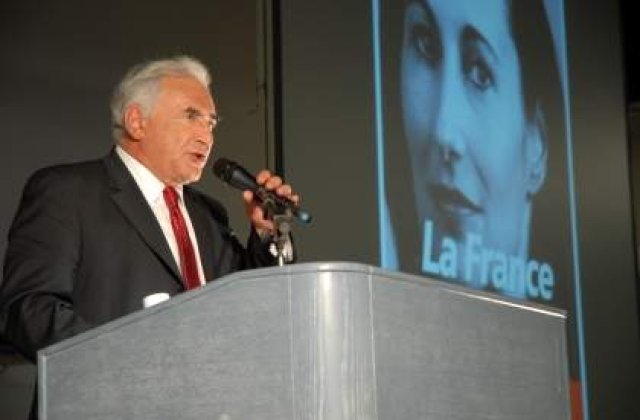 Strauss-Kahn, refuzat de doua angajate ale hotelului, inainte de presupusul viol