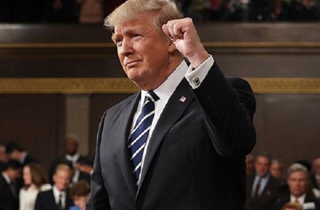 Trump, primul presedinte american prezent la Forumul Economic de la Davos, dupa o absenta de 20 de ani