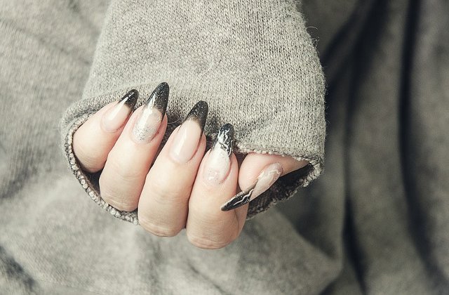 10+ idei de manichiura pentru a scoate din anonimat orice tinuta