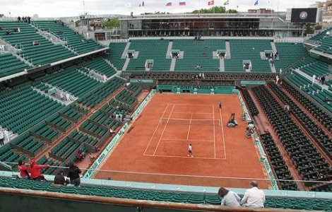 Funeriu merge la Roland Garros