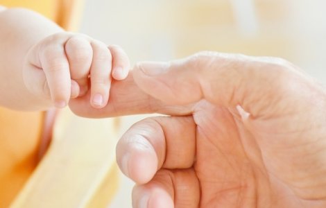 Barbat din Caras-Severin, acuzat ca si-a ucis copiii imediat dupa nastere