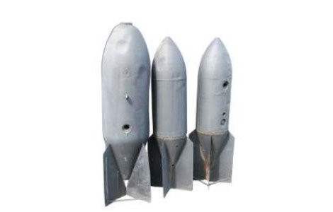 Bancile, finantatorii din spatele industriei de armament ilegal?