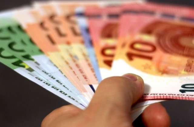 Consilier judetean PNL, cercetat pentru camatarie