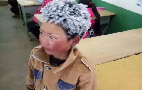 A mers 4.8 kilometri prin ger pentru a ajunge la scoala