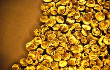 BCR a vandut in primele cinci luni mai mult aur decat in tot anul 2010