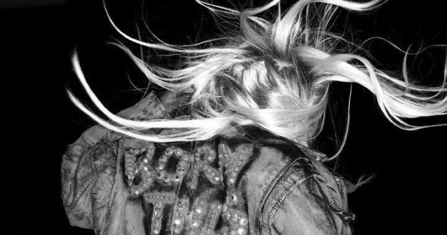  Video  Gaga fashionland