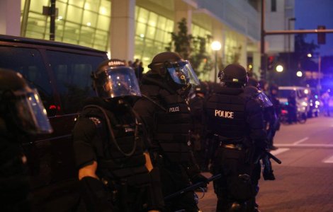 Barcelona: 40 de raniti, in urma interventiei Politiei, inaintea finalei Ligii Campionilor