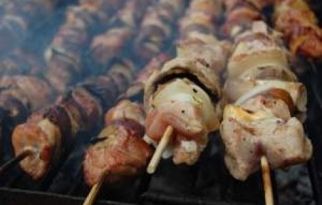 Vanghelie merge cu mici in SUA