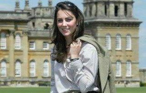 Kate impresioneaza in rochii facute in Romania