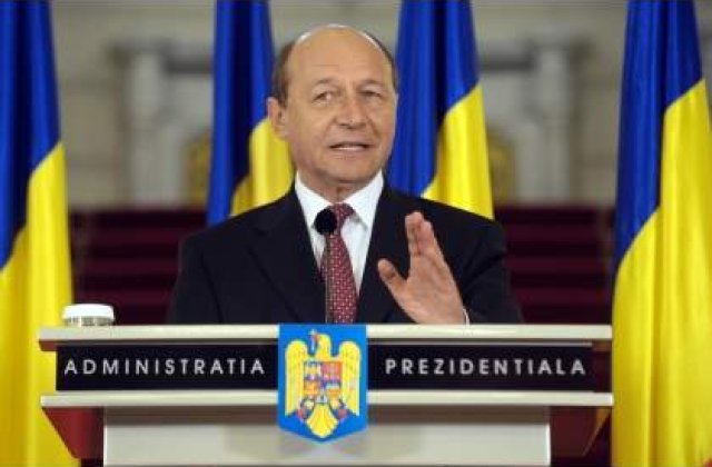 Hackerii l-au "ucis" pe Basescu