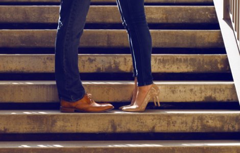  Top  6 obiceiuri periculoase pentru genunchi si glezne