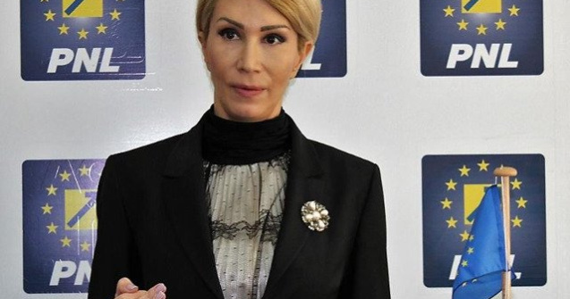 Raluca Turcan: Un grup de infractori a ajuns legal la putere si ei trebuie indepartati tot legal