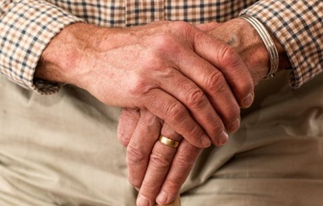  Top  7 obiceiuri care te fac sa imbatranesti mai repede