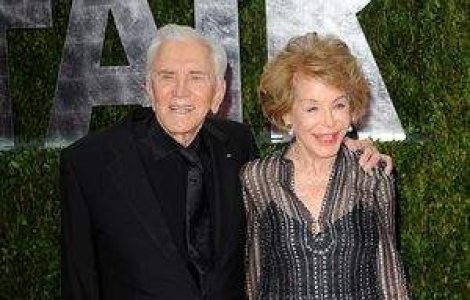  Top  Cele mai longevive casnicii de la Hollywood