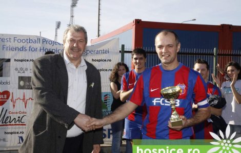 "Apara Duckadam!" Legenda Stelei, din nou in teren, pentru o cauza nobila