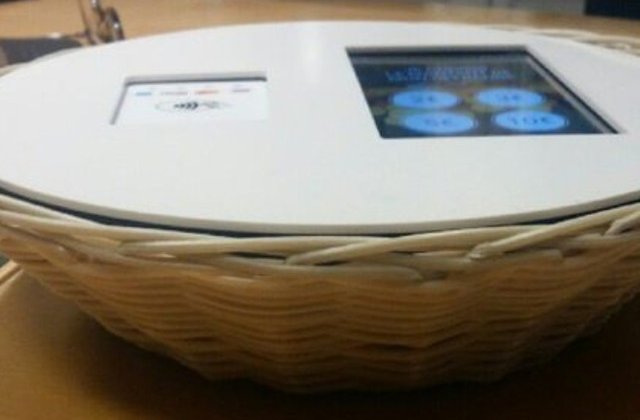 Orasul in care enoriasii pot face donatii cu cardul