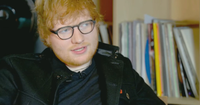 Artistul britanic Ed Sheeran a anuntat ca s-a logodit / FOTO