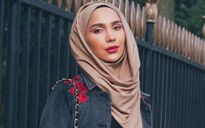 Un model care poarta hijab...