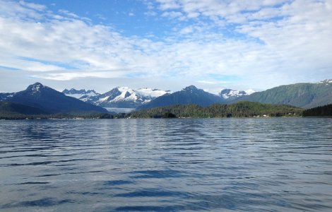 Cutremur cu magnitudinea 8,2 in largul Golfului Alaska, urmat de alerta de tsunami