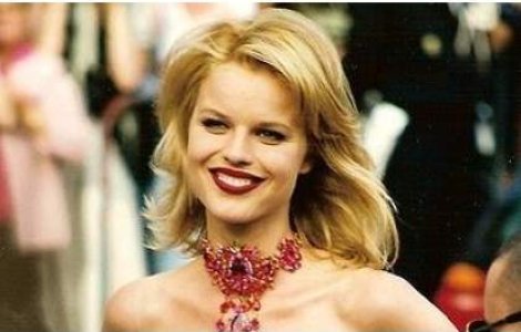 Eva Herzigova, o mamica sexy