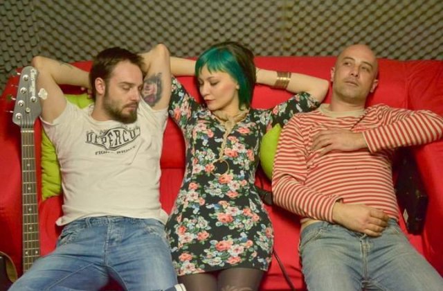 [VIDEO] Trupa Dekadens REVOLUTIONEAZA orasul