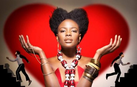  Video  Noisettes revine in Romania