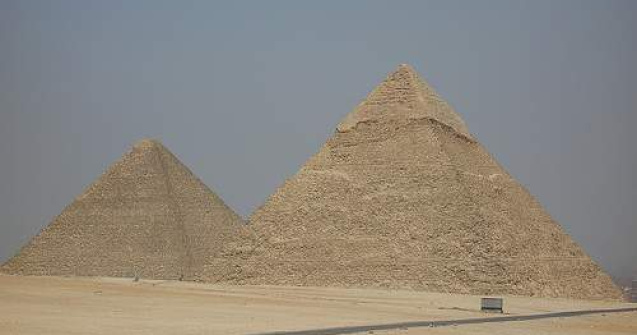 Noile descoperiri despre piramide fac furori pe internet