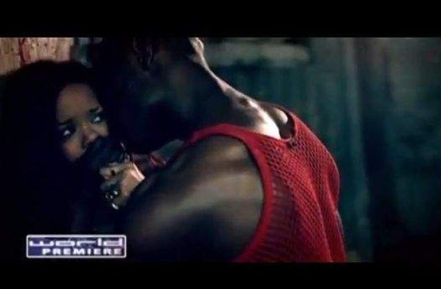 [VIDEO] Rihanna a impuscat un barbat in spate