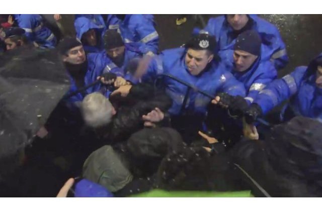 Mesajul unui jandarm pentru protestatari