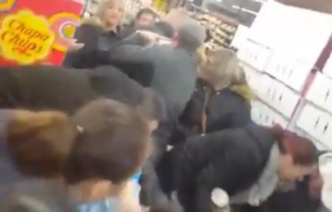 Mai multe persoane s-au incaierat pentru a cumpara Nutella la promotie/ VIDEO