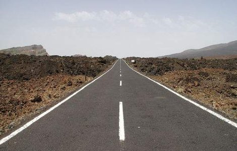 "Zbura" pe sosea cu 211 km/h