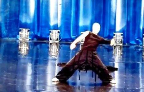  Video  Romanul Matrix, in semifinala la "Britanicii au talent"