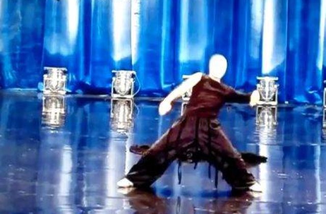 [VIDEO] Romanul Matrix, in semifinala la "Britanicii au talent"