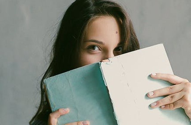 7 modalitati de a-l ajuta pe celalalt sa scape de timiditate