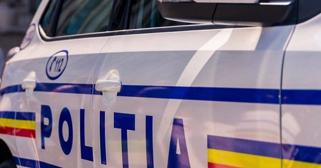 O femeie, retinuta intr-un mall din Bucuresti dupa ce a agresat doi politisti / VIDEO