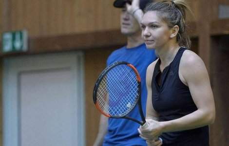 Gestul antrenorului Simonei Halep, interpretat diferit de presa sportiva