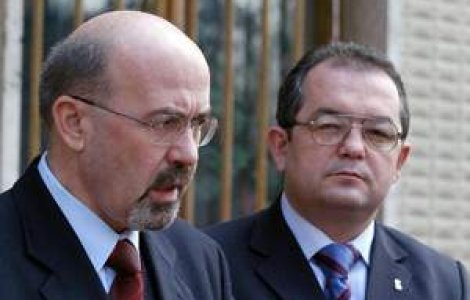 Se cauta 21 de tradatori uninominali