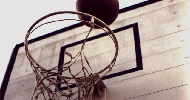 Mingea de baschet care a adus titlul la Cluj, furata pentru recompensa