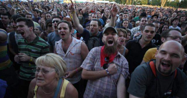  Top  Top 10: Melodii bune si nebune la volan